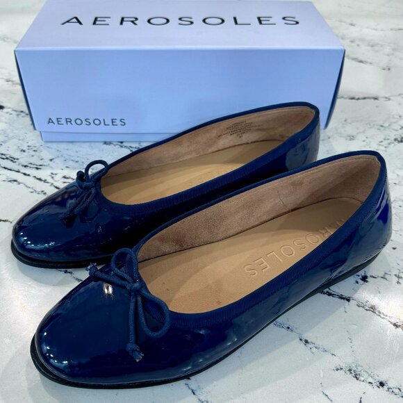 Aerosoles Homebet Flats with Bow	Size 10.5 Navy Patent - Picture 1 of 7